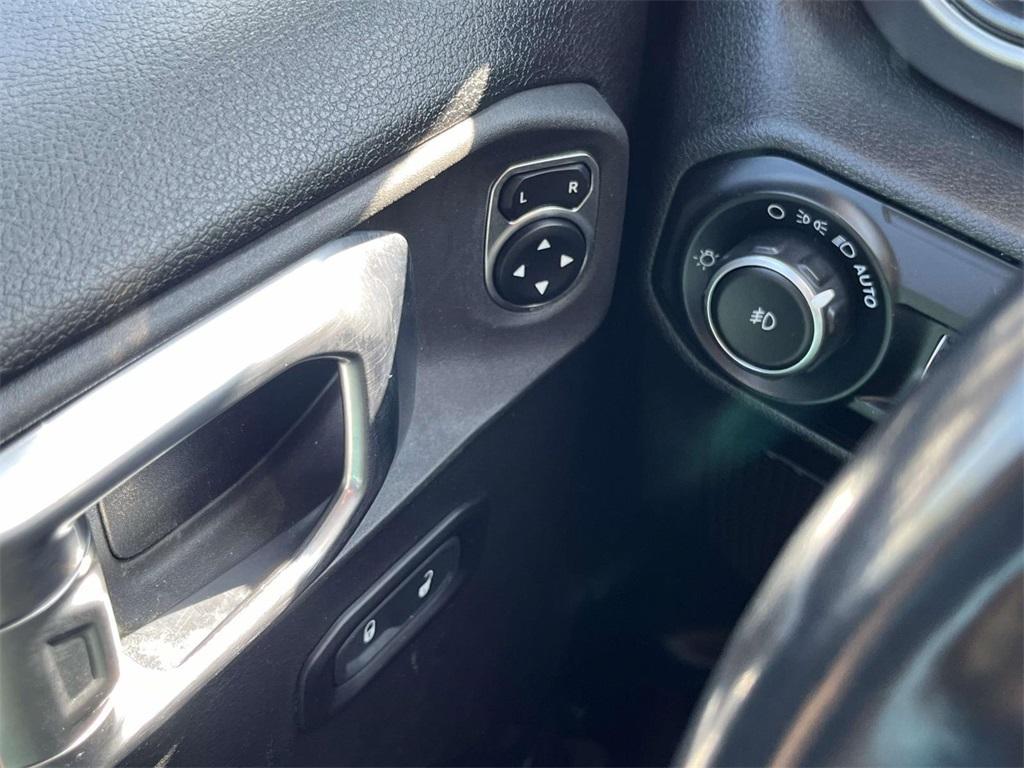 used 2020 Jeep Wrangler Unlimited car, priced at $28,650