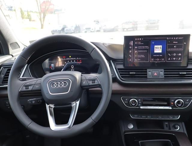 new 2025 Audi Q5 car, priced at $59,625