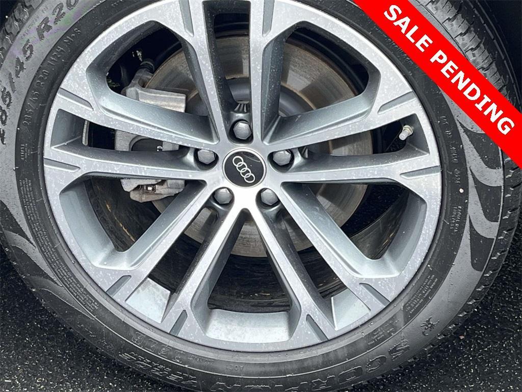 used 2025 Audi Q7 car, priced at $56,299