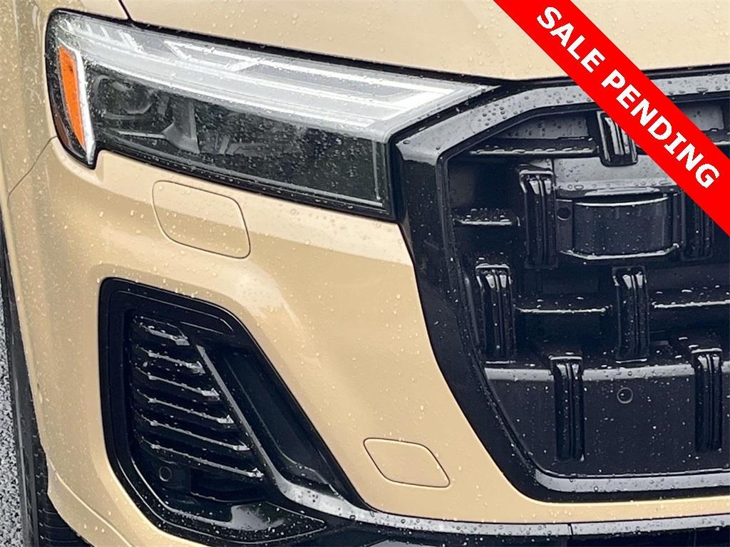 used 2025 Audi Q7 car, priced at $56,299