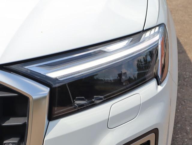 new 2025 Audi Q7 car, priced at $76,025