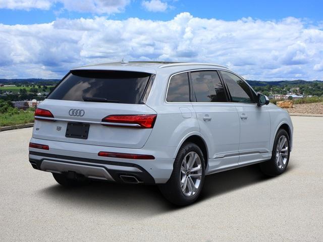 new 2025 Audi Q7 car, priced at $76,025