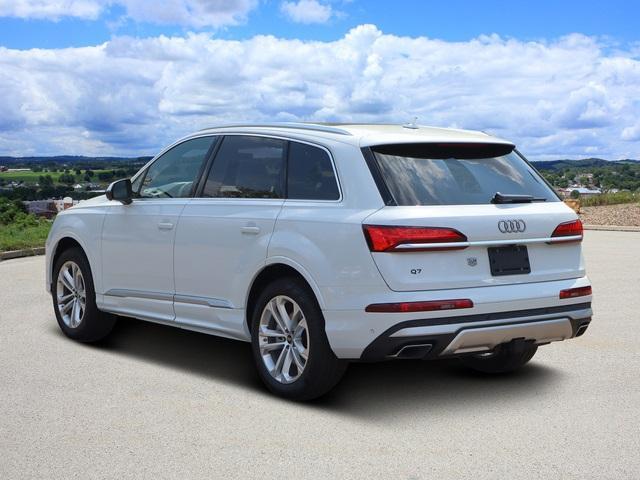 new 2025 Audi Q7 car, priced at $76,025