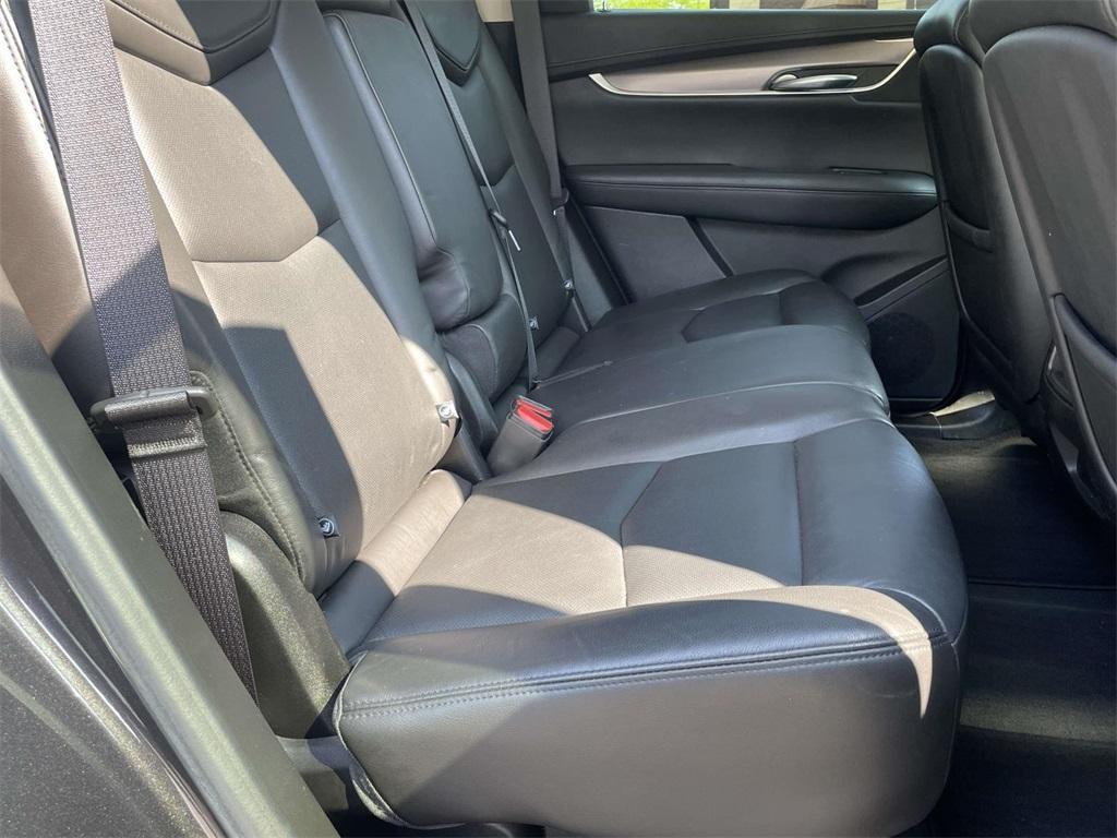 used 2018 Cadillac XT5 car, priced at $18,290