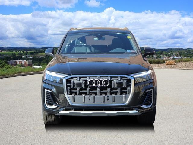 new 2025 Audi Q7 car, priced at $75,800