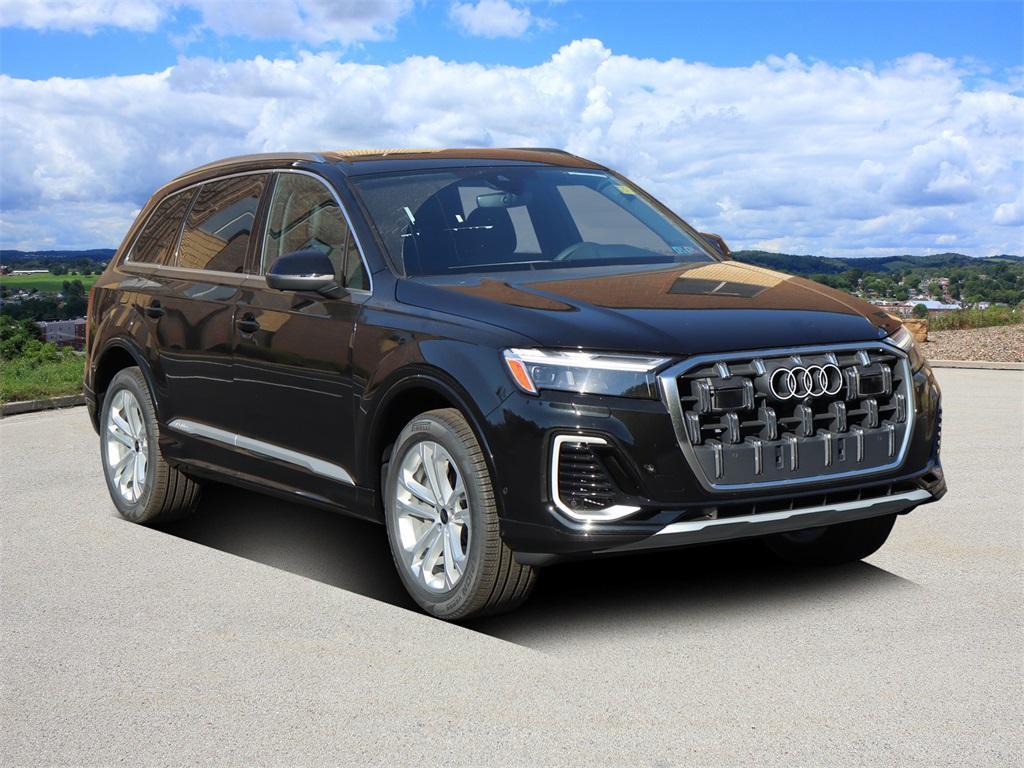 new 2025 Audi Q7 car, priced at $75,800