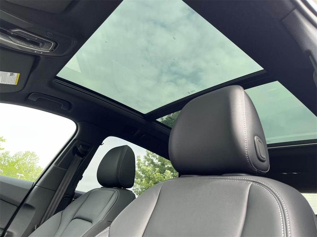 new 2025 Audi Q7 car, priced at $74,830
