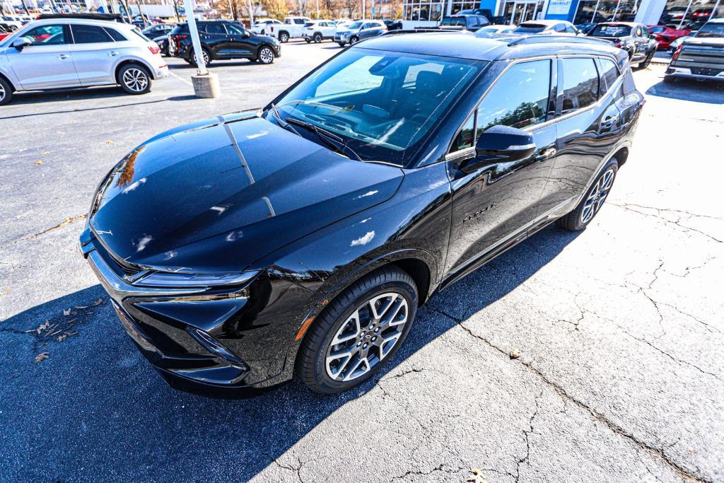 new 2025 Chevrolet Blazer car, priced at $40,543