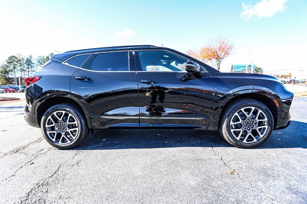 new 2025 Chevrolet Blazer car, priced at $40,543