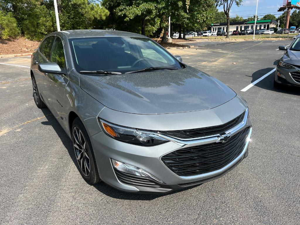 new 2025 Chevrolet Malibu car, priced at $26,290