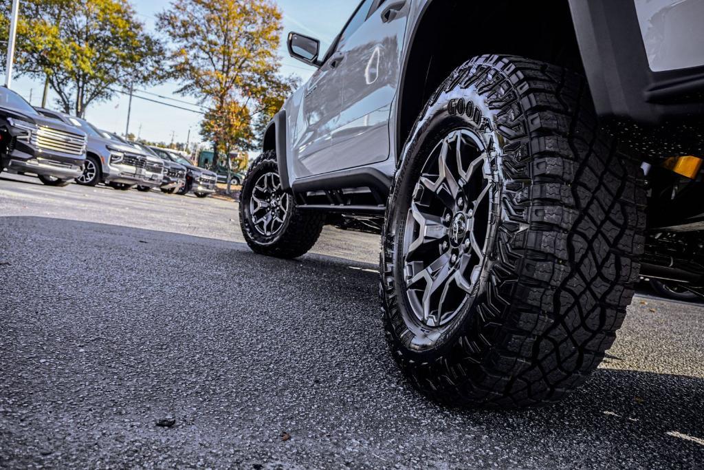 new 2026 Chevrolet Colorado car, priced at $52,843