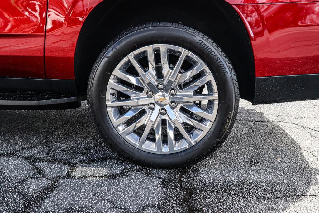 new 2025 Chevrolet Suburban car, priced at $88,054