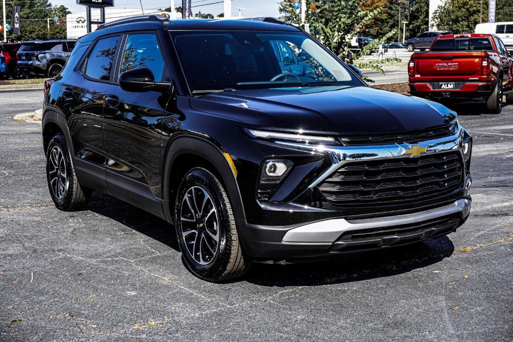 new 2026 Chevrolet TrailBlazer car, priced at $27,197