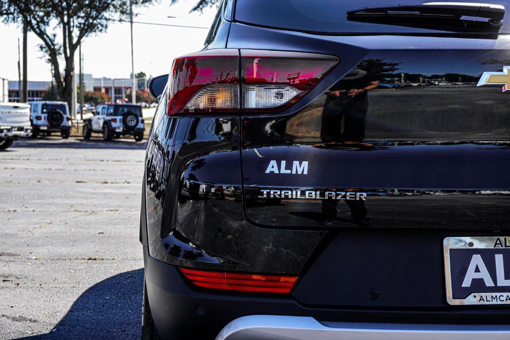 new 2026 Chevrolet TrailBlazer car, priced at $27,197