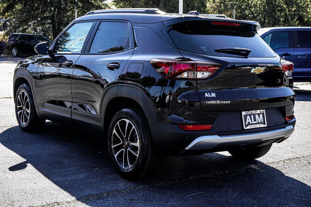 new 2026 Chevrolet TrailBlazer car, priced at $27,197