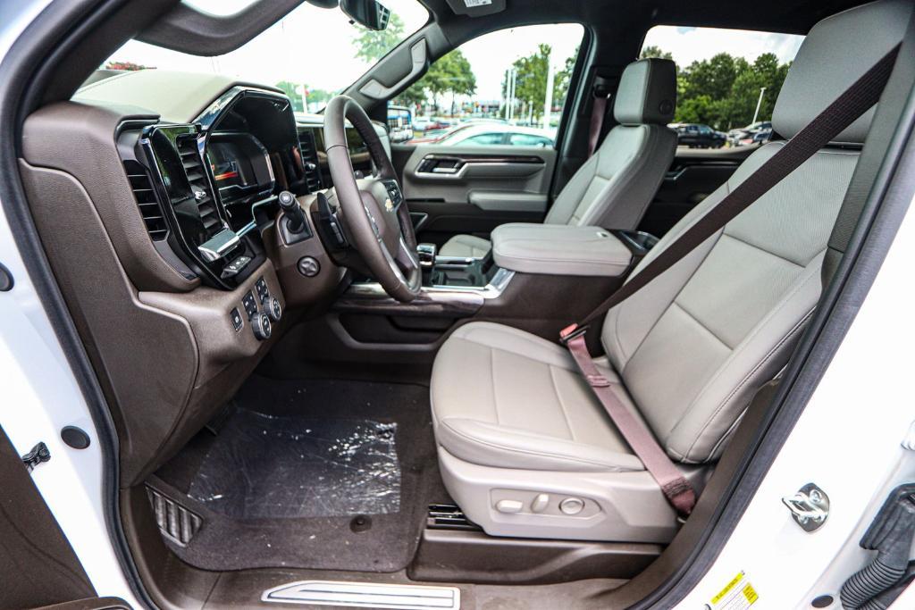 new 2025 Chevrolet Silverado 1500 car, priced at $57,865
