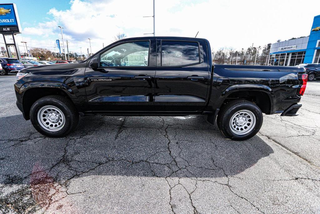 new 2025 Chevrolet Colorado car, priced at $33,160