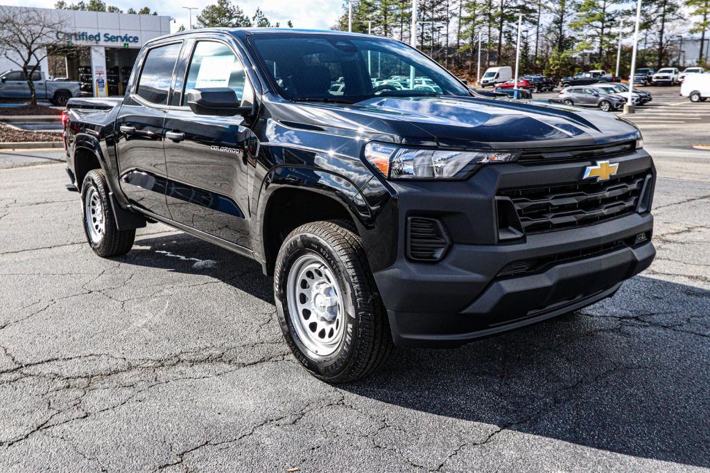 new 2025 Chevrolet Colorado car, priced at $33,160