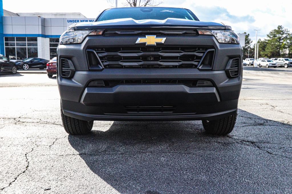 new 2025 Chevrolet Colorado car, priced at $33,160