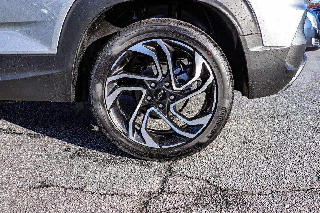 new 2025 Chevrolet TrailBlazer car, priced at $28,890