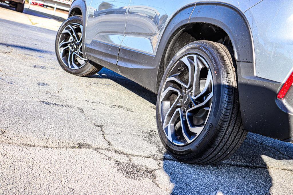 new 2025 Chevrolet TrailBlazer car, priced at $28,890