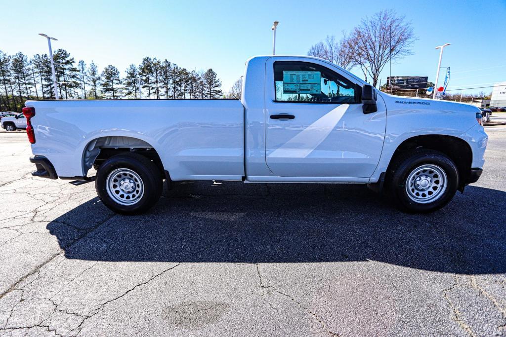 new 2025 Chevrolet Silverado 1500 car, priced at $33,817