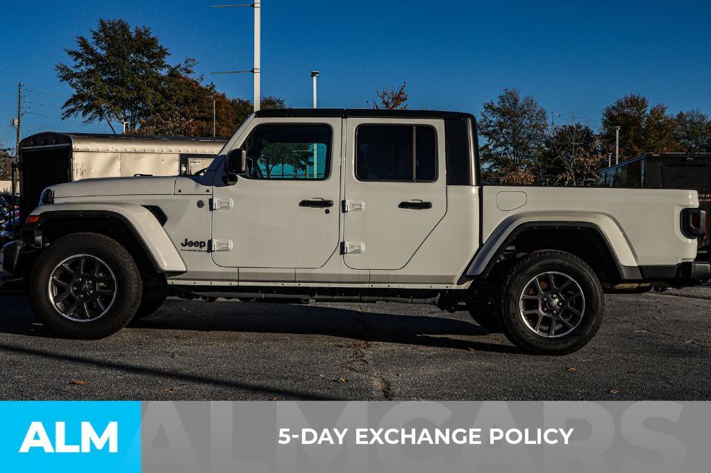 used 2023 Jeep Gladiator car, priced at $31,620