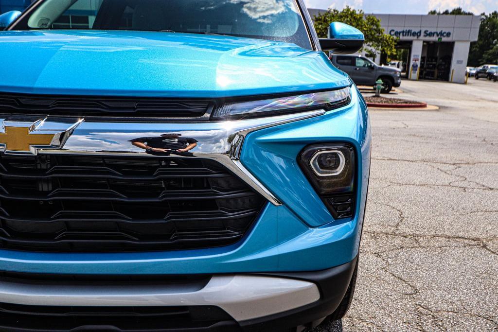 new 2026 Chevrolet TrailBlazer car, priced at $28,430