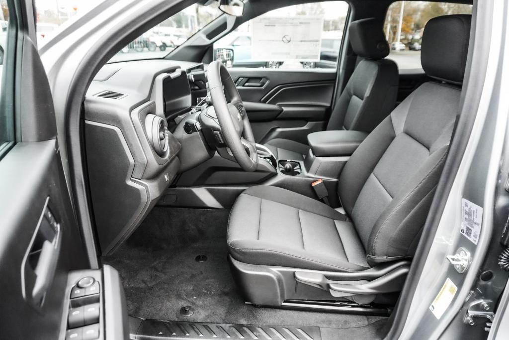 new 2026 Chevrolet Colorado car, priced at $32,653