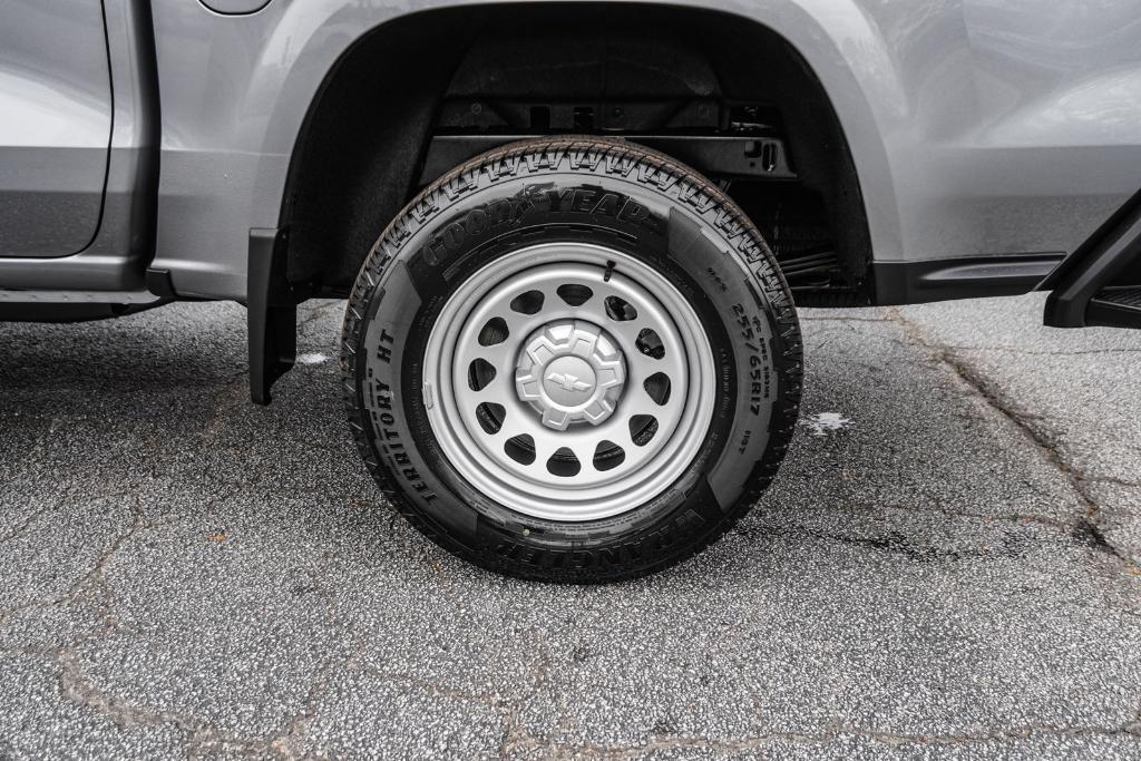 new 2026 Chevrolet Colorado car, priced at $32,653