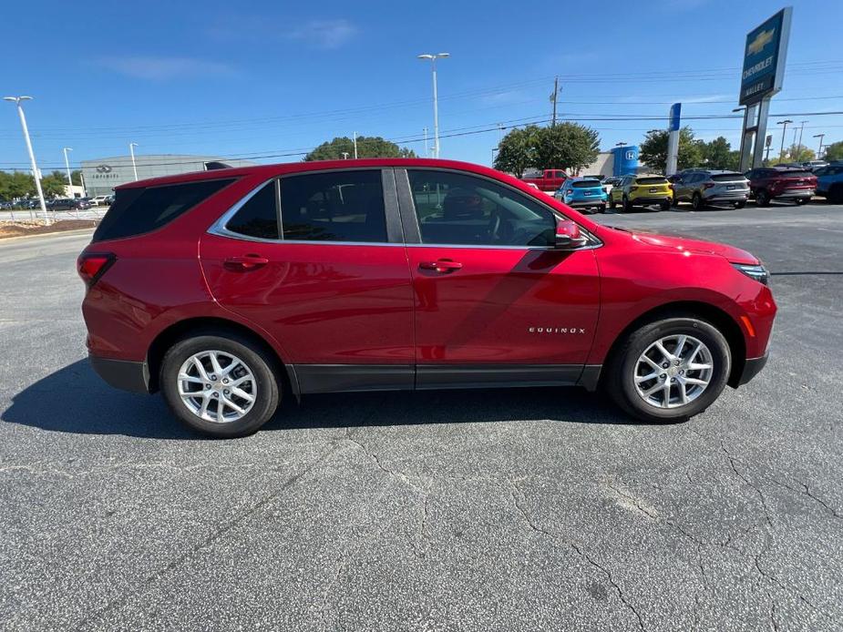 new 2024 Chevrolet Equinox car, priced at $27,490