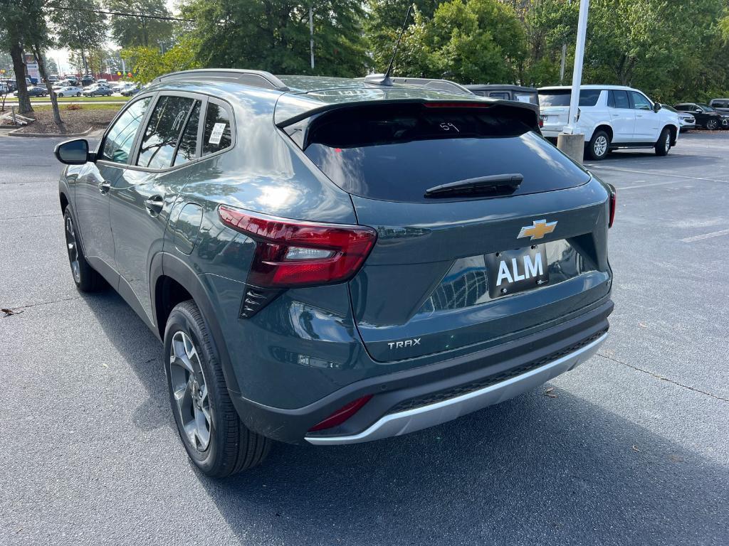 new 2025 Chevrolet Trax car, priced at $23,485