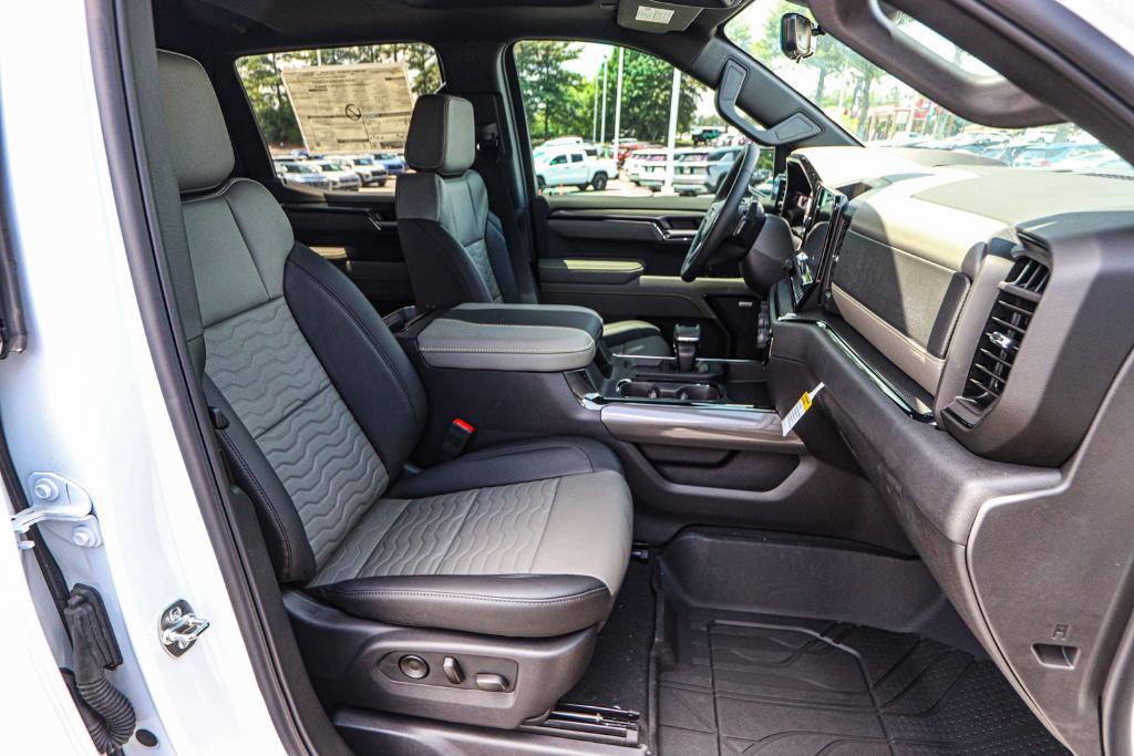 new 2025 Chevrolet Silverado 1500 car, priced at $69,505