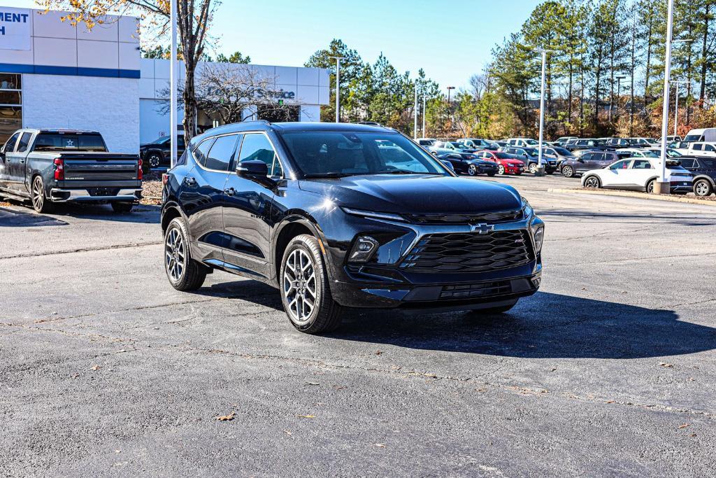 new 2025 Chevrolet Blazer car, priced at $40,543