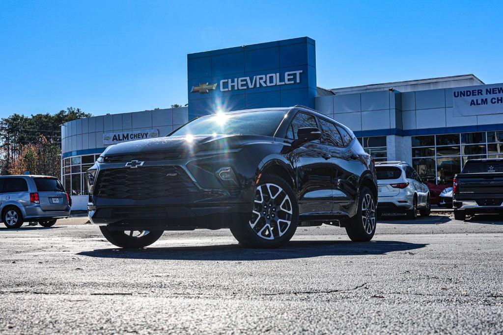 new 2025 Chevrolet Blazer car, priced at $40,543