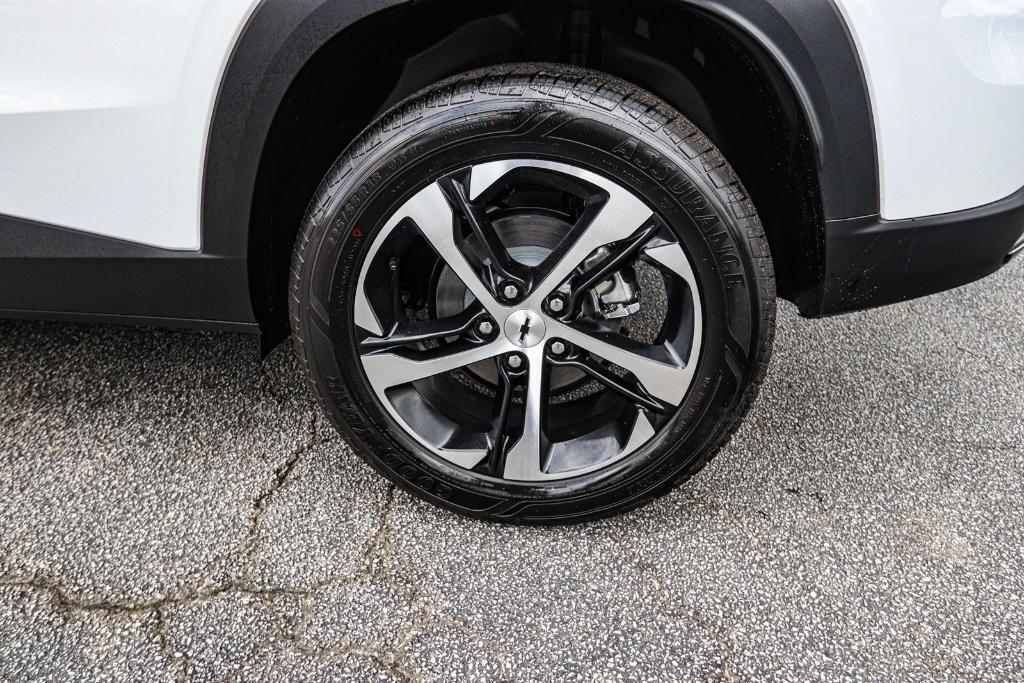 new 2025 Chevrolet Trax car, priced at $24,940