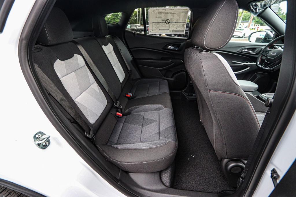 new 2025 Chevrolet Trax car, priced at $24,940