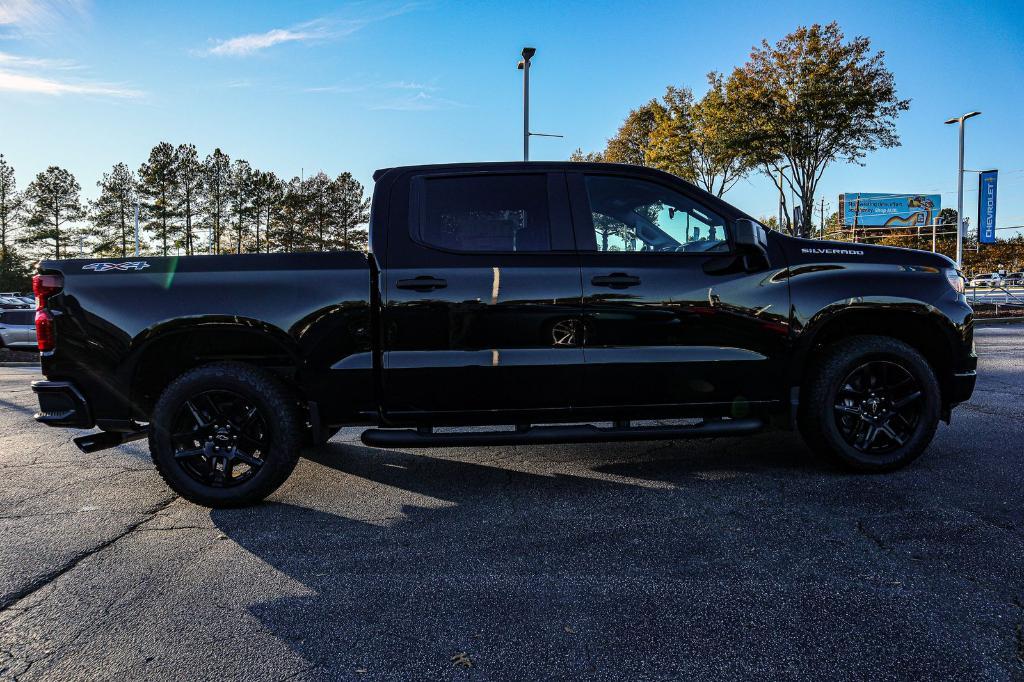 new 2025 Chevrolet Silverado 1500 car, priced at $45,395