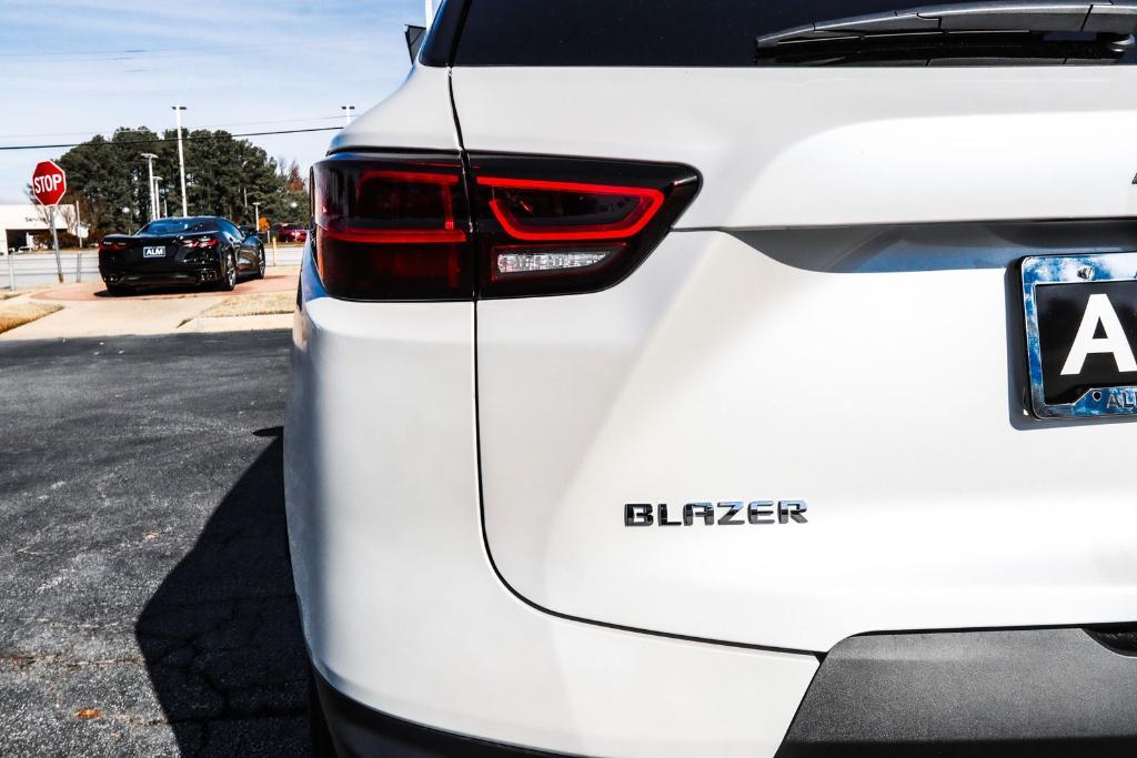 new 2025 Chevrolet Blazer car, priced at $34,101