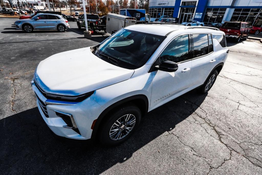 new 2025 Chevrolet Traverse car, priced at $42,890