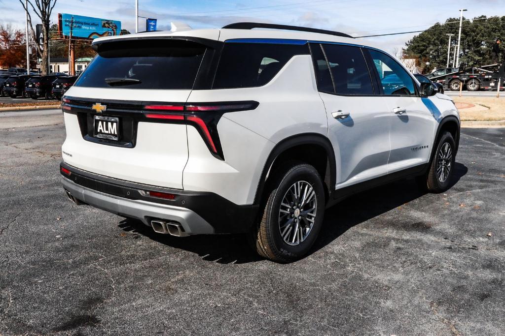 new 2025 Chevrolet Traverse car, priced at $42,890