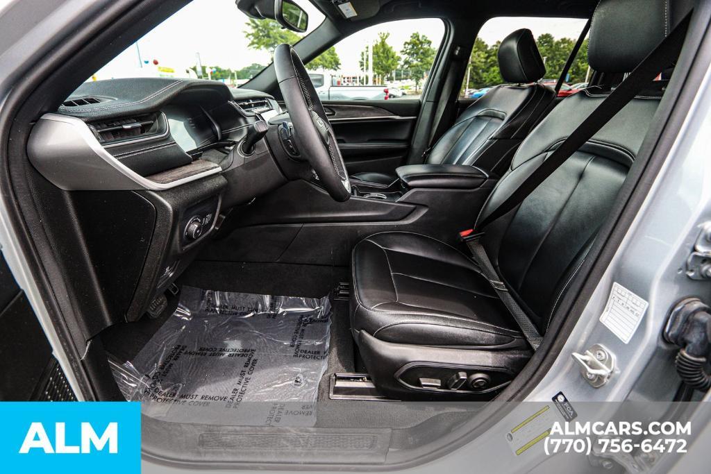 used 2024 Jeep Grand Cherokee car, priced at $34,720