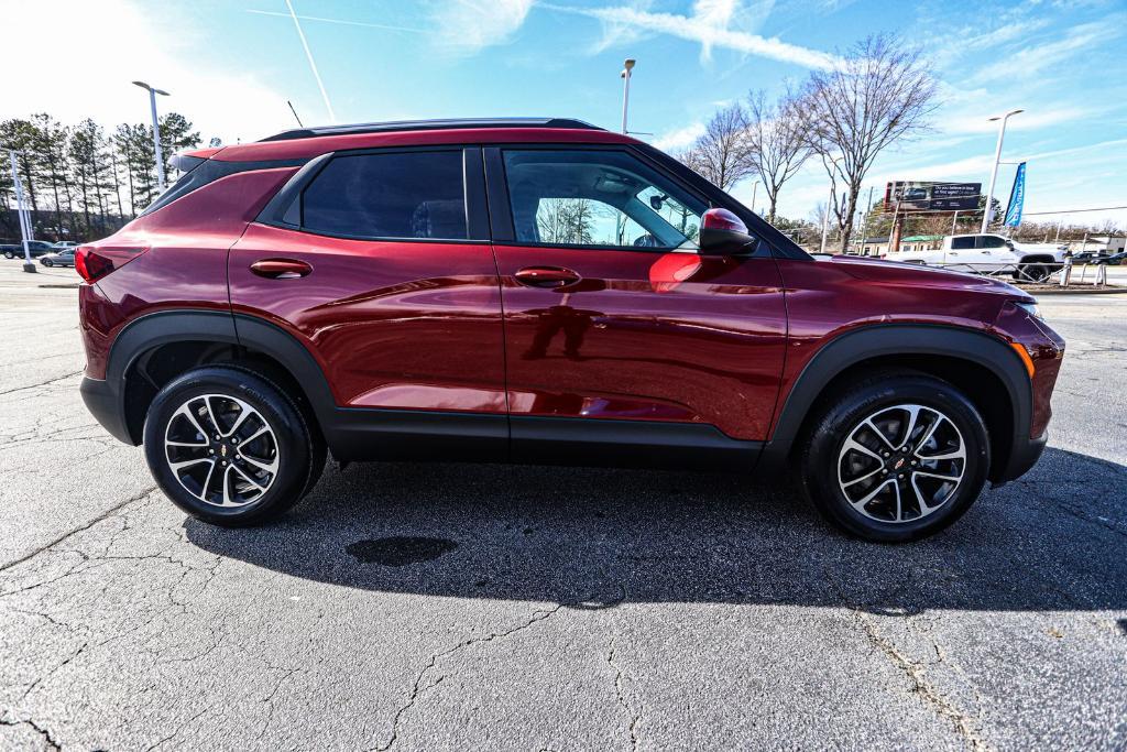 new 2025 Chevrolet TrailBlazer car, priced at $23,059