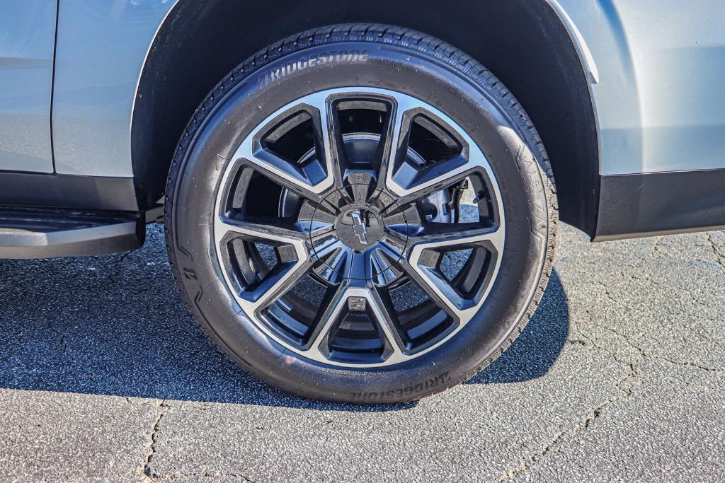 new 2024 Chevrolet Suburban car, priced at $72,990