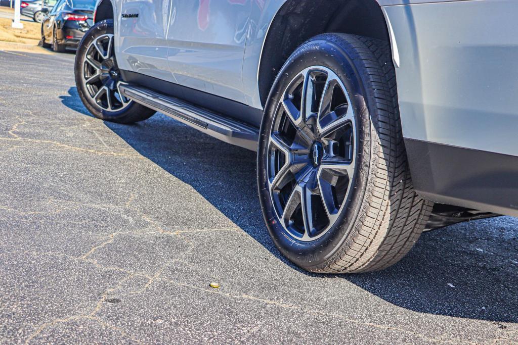 new 2024 Chevrolet Suburban car, priced at $72,990