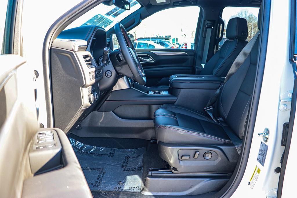 new 2024 Chevrolet Suburban car, priced at $72,990