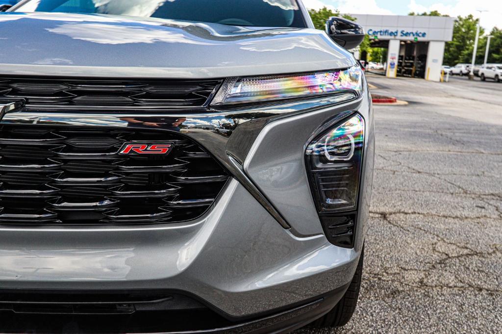 new 2025 Chevrolet Trax car, priced at $23,021
