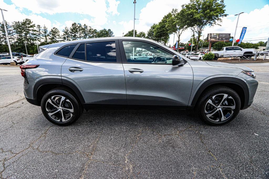 new 2025 Chevrolet Trax car, priced at $23,021