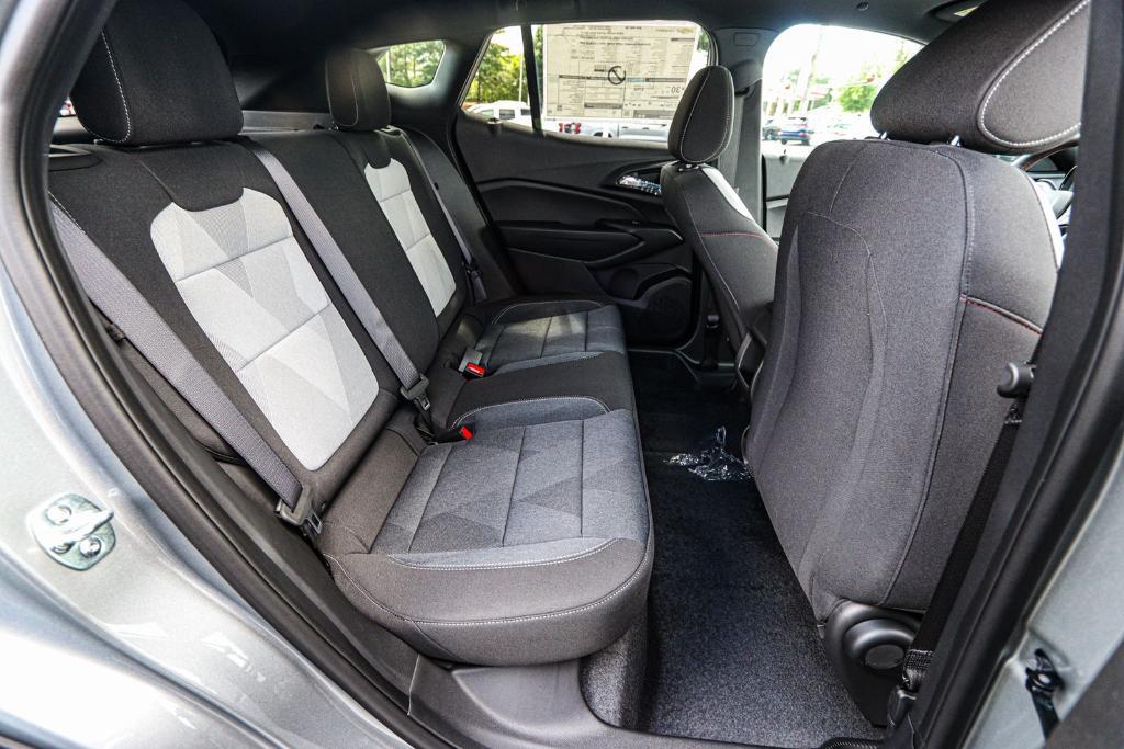 new 2025 Chevrolet Trax car, priced at $23,021