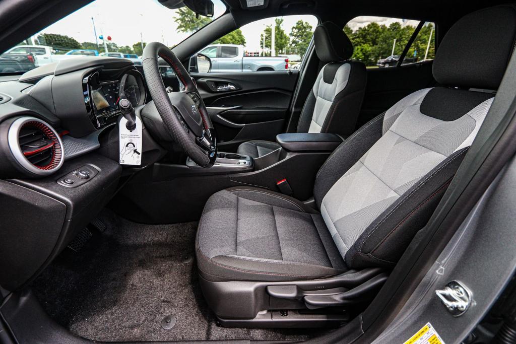 new 2025 Chevrolet Trax car, priced at $23,021